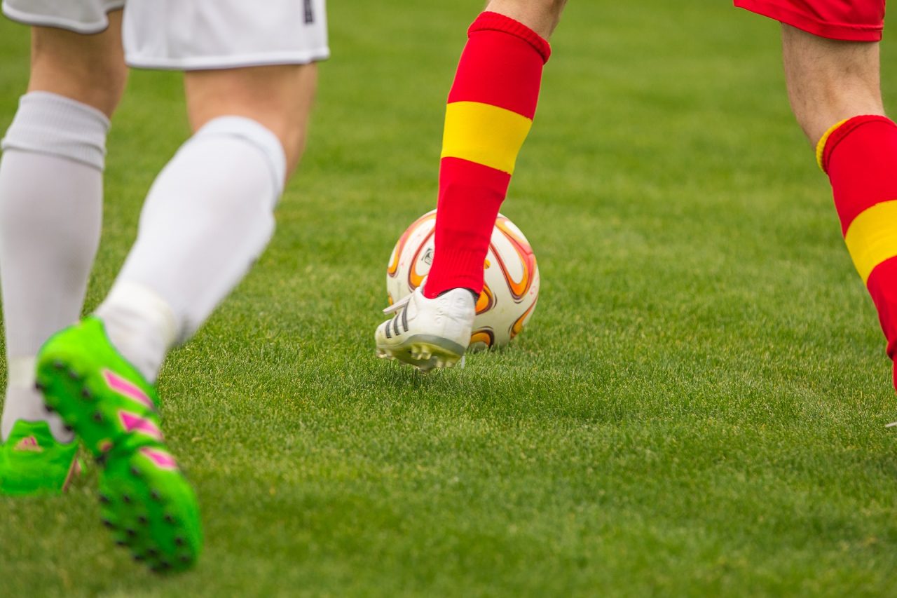 Sanzionati 19 ragazzi sorpresi a giocare a calcetto in un centro sportivo