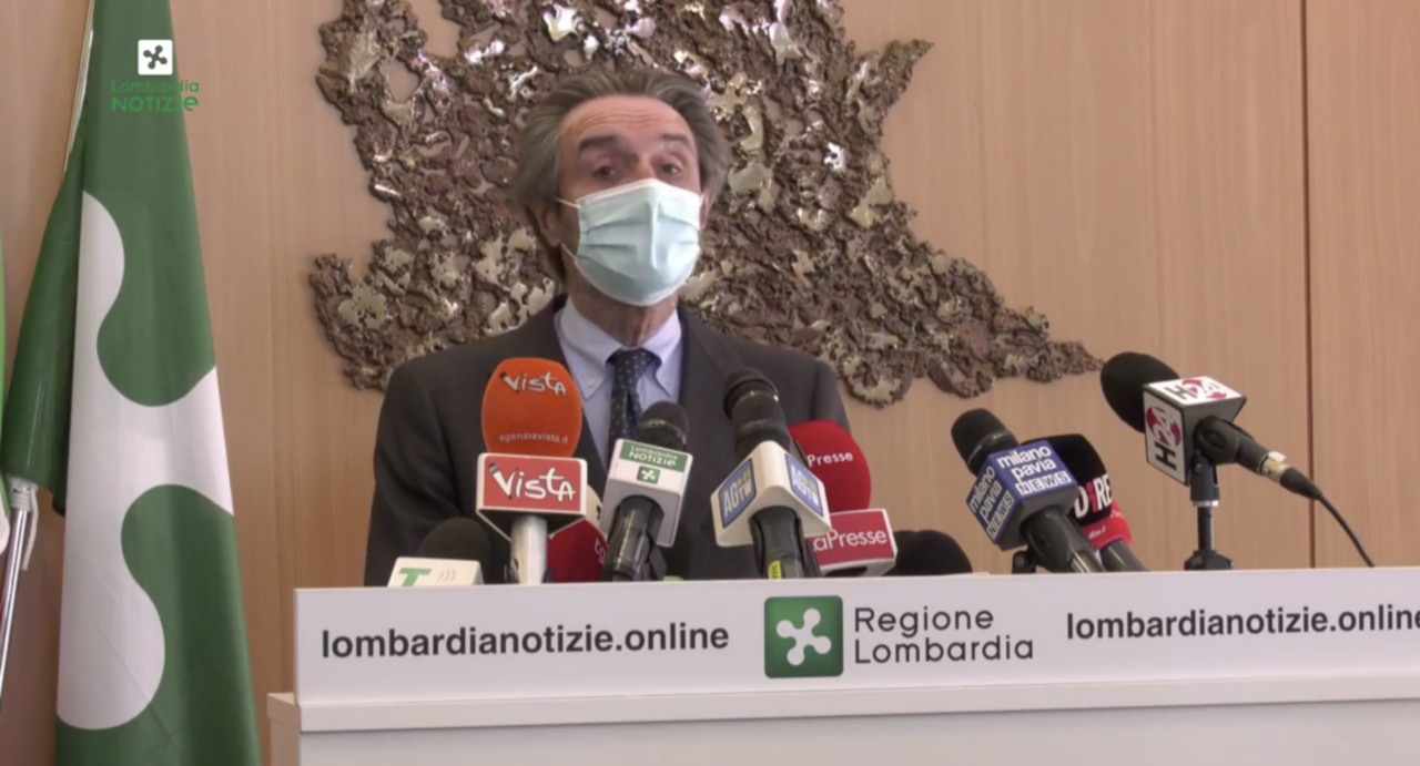 Dopo giorni di caos vaccini, la Regione azzera i vertici di Aria. Fontana: “Chiesto un passo indietro”
