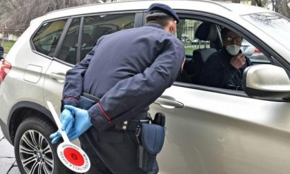Sorpresa alla guida della sua auto sequestrata: patente ritirata e veicolo confiscato