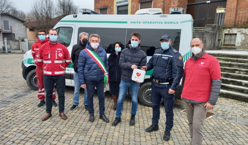 Donato un defibrillatore alla Polizia Locale di Bressana Bottarone