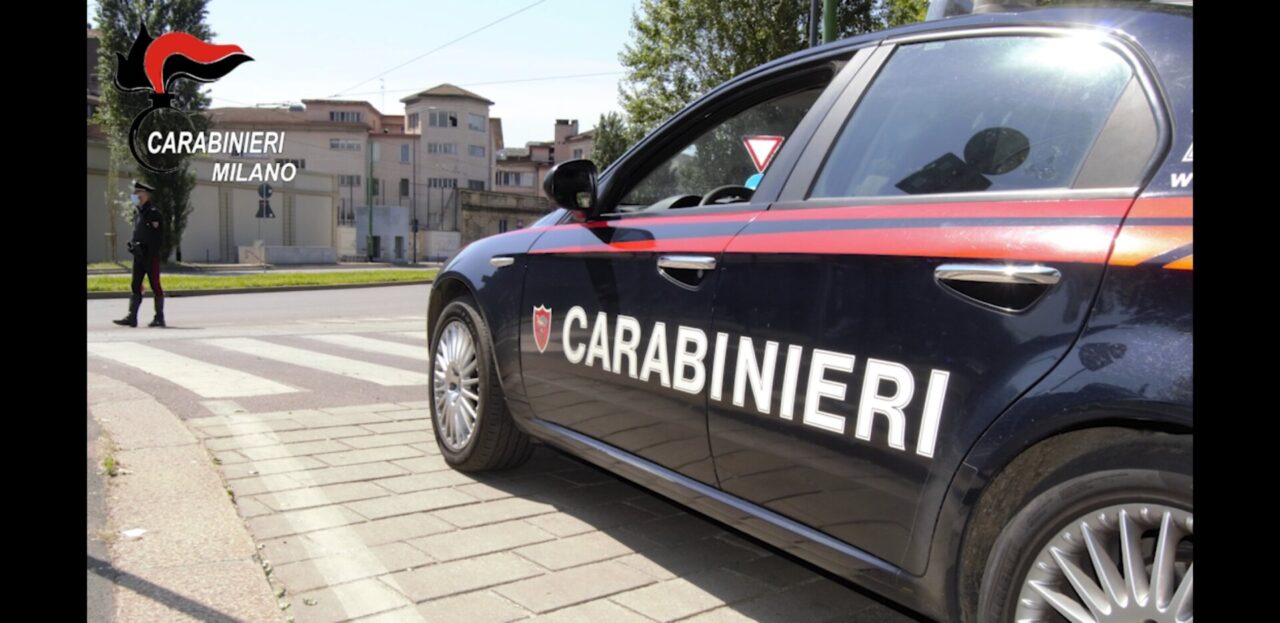 Fermato per un controllo in auto “spunta” un chilo di cocaina: arrestato