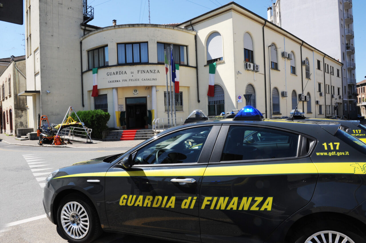 Arrestato comandante della Guardia di Finanza per truffa ai danni dello Stato