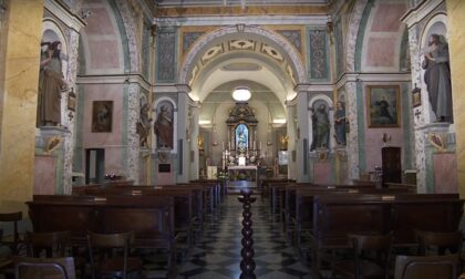 Furto in chiesa: sorpreso a "pescare" con nastro biadesivo le monete contenute nell'offertorio