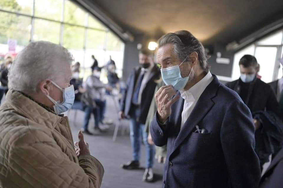 Lombardia zona gialla dal 26 aprile? Fontana: “I numeri migliorano. Buone possibilità”