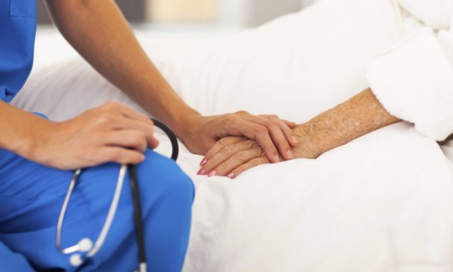Il Collegio italiano degli oncologi: “E’ necessario rimettere la cura dei tumori al centro dell’agenda di Governo”