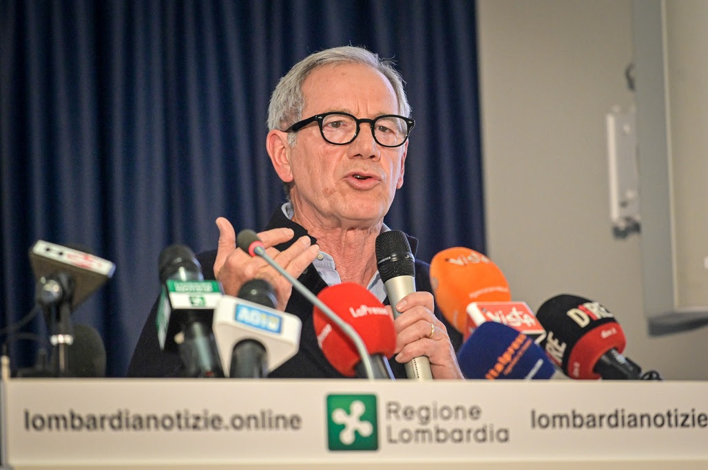 Vaccini Lombardia: prenotazioni per i 40enni dal 20 maggio, per i 16enni dal 2 giugno