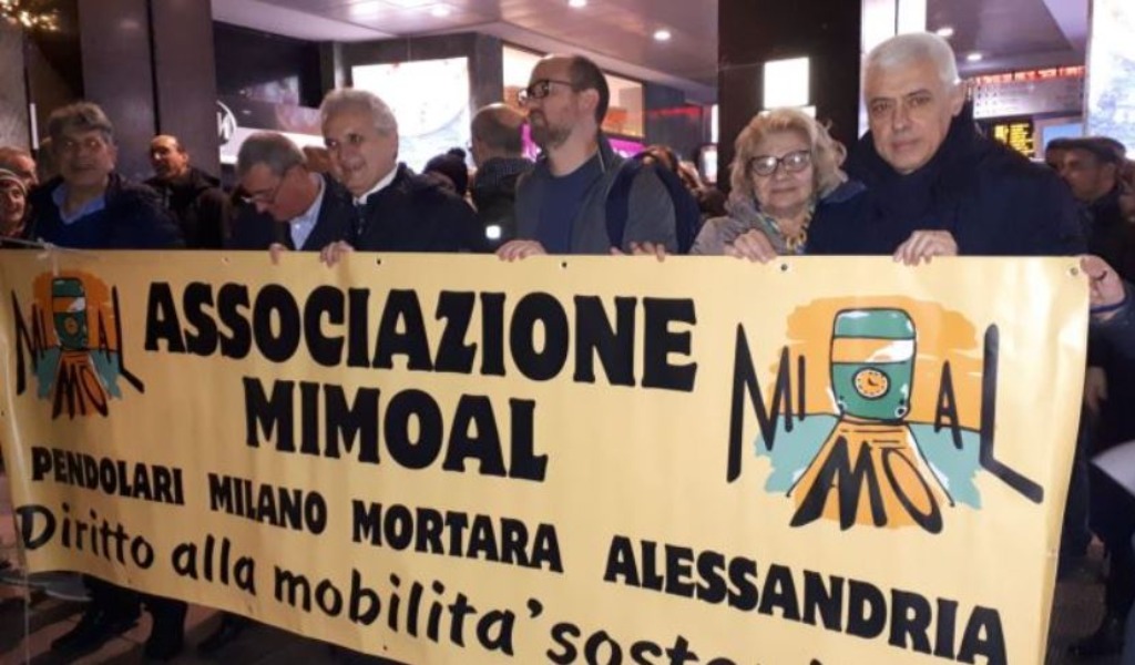 Mi.Mo.Al, l’associazione di pendolari citata in giudizio da Trenord lancia una raccolta fondi online per sostenere le spese legali