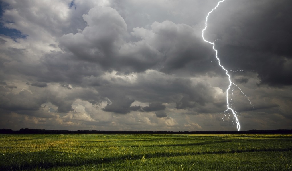 Allerta meteo in Lombardia (e sul Pavese) per forti temporali in arrivo