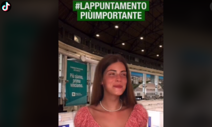 Per convincere i giovani a vaccinarsi si passa anche da Tik tok: i video più popolari