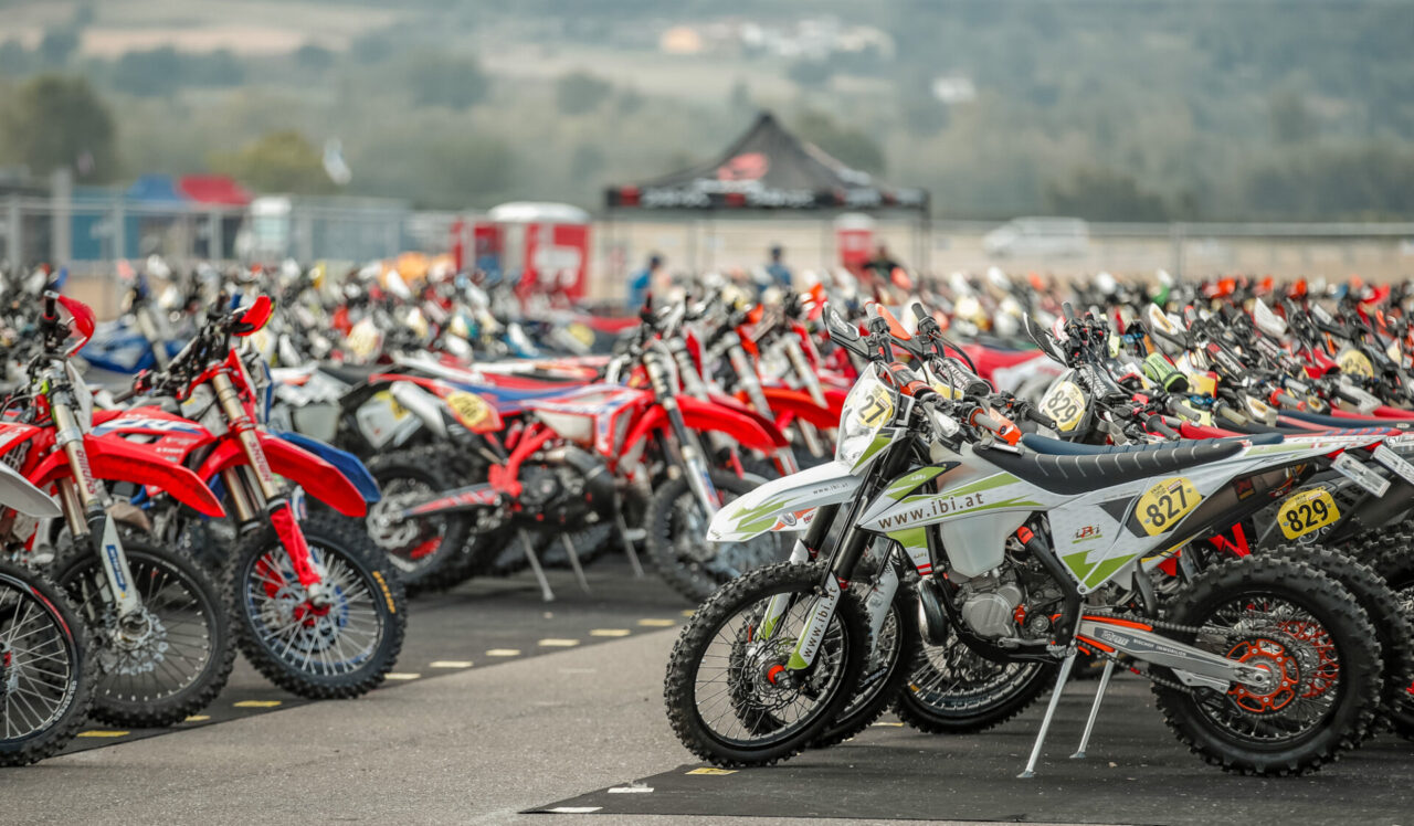 Tutto pronto per la Six Days of Enduro: oggi il via da Rivanazzano Terme