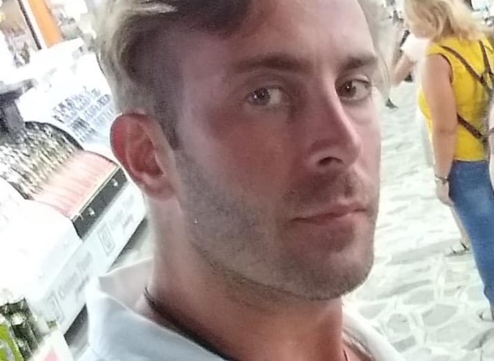 Tragico schianto in scooter nella notte: Leonardo muore a 38 anni