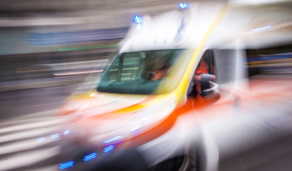 Investita fuori dal supermercato a Voghera, 71enne in gravissime condizioni