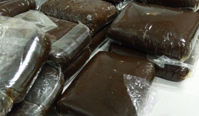 Droga a casa via corriere: sequestrate quasi 2 tonnellate di stupefacenti