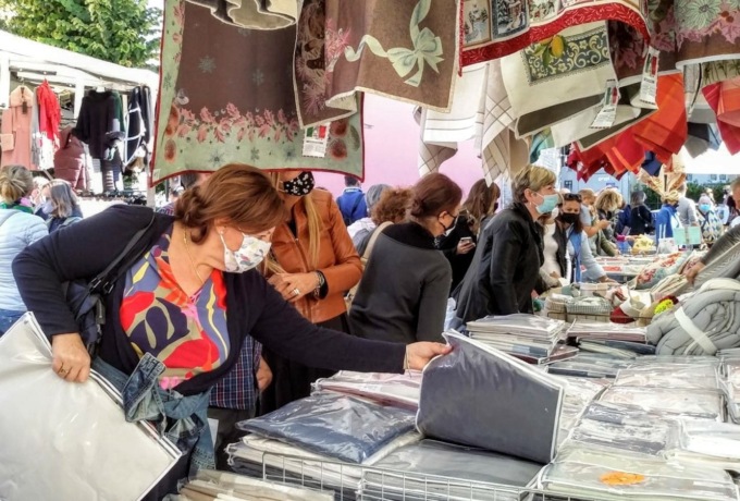 “Gli Ambulanti di Forte dei Marmi®” a Pavia domenica 14 novembre