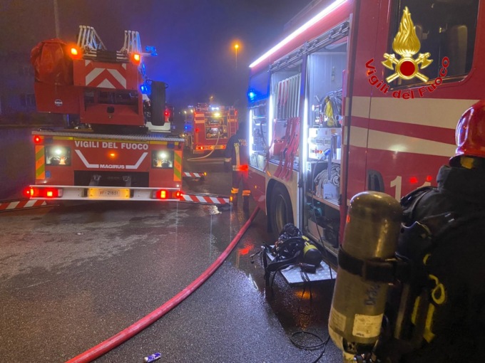 Fiamme a Mortara, incendio in un appartamento di via Tagliamento