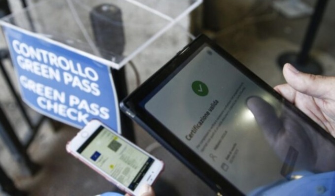 Super Green Pass: a Pavia scattano i maxi controlli
