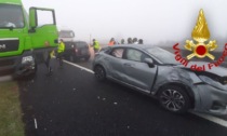 Incidente tra due auto e mezzo pesante sulla A1, quattro persone ferite