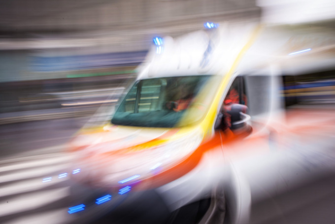 Travolto dal treno: gravissimo ragazzino di 15 anni