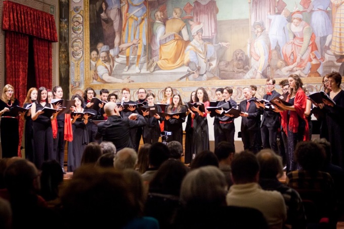 Christmas Carols, concerto natalizio con i cori dell’Almo Collegio Borromeo e di Musicologia di Cremona