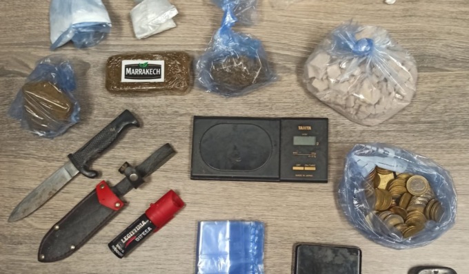 Spaccio nei campi, arrestate due persone trovate con mezzo chilo di droga