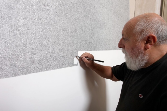 “Gravità e anima” la mostra di Romano Bertuzzi alla Galleria Marco Fraccaro