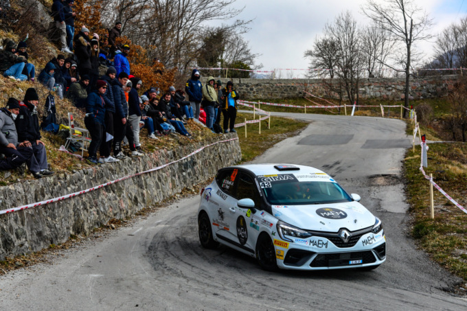 Davide Nicelli Jr e Tiziano Pieri capottano ma vincono l’R1 al 45° Rally del Ciocco