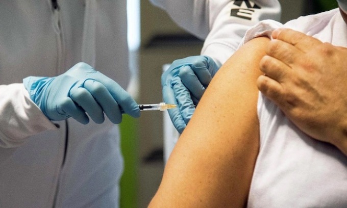 In Lombardia 11.500 quarte dosi in una settimana per anziani e fragili
