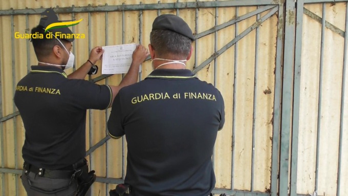 Sequestrata l’ex Fibronit: indagati i responsabili dei lavori di bonifica