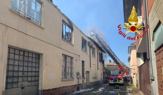 Dopo l’incendio di aprile, due sedi temporanee per la Chiesa Avventista