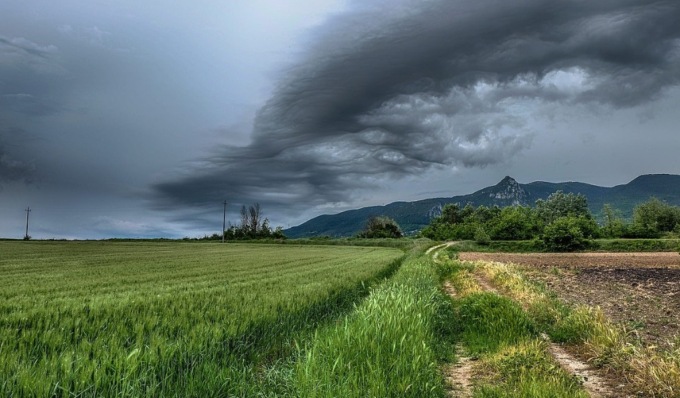 Temporali in arrivo, allerta meteo in provincia di Pavia: le previsioni