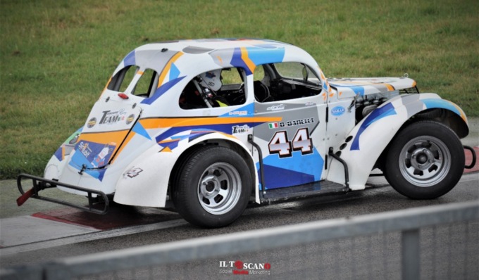 Legend cars, risultati misti per il Team Pavese durante la seconda tappa del campionato