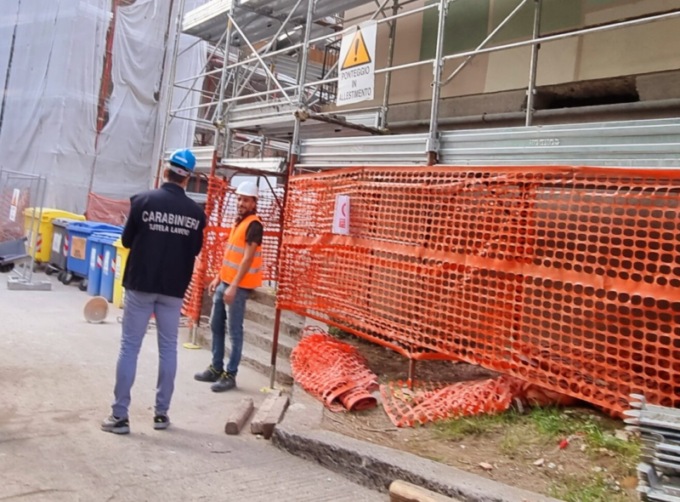 Controlli sulla sicurezza nei cantieri della provincia di Pavia, riscontrate sessanta violazioni