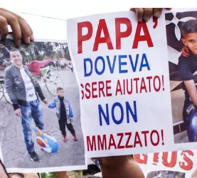 Ucciso dall’assessore, proteste davanti al Tribunale di Pavia: “Qui ci sono gli amici di Adriatici”