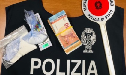 Pavia: arrestato un 34enne che spacciava cocaina, la nascondeva in cucina