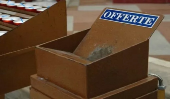 Rubava da settimane le offerte in Chiesa, ma questa volta all’uscita da Messa trova i Carabinieri