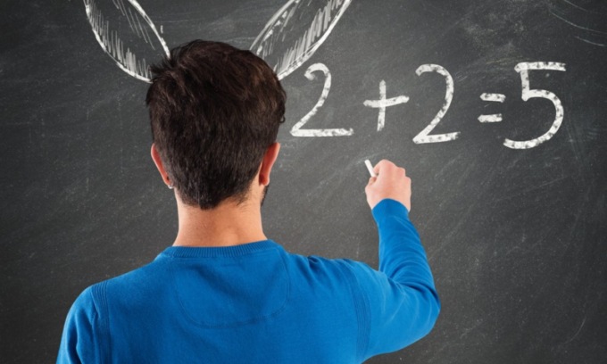 Pavia: assolta la maestra accusata di far indossare le orecchie d’asino ai bambini