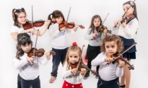 Piccolissimi violinisti in concerto: sono gli allievi di Francesca Raimondi