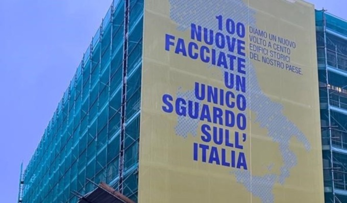 Poste Italiane: l’iniziativa “Cento Facciate” riveste anche il palazzo di Pavia