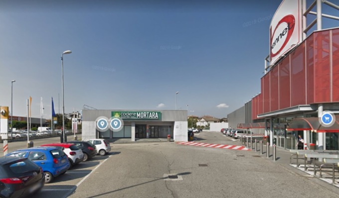 Trascorre la notte in auto, 64enne trovato morto la mattina successiva