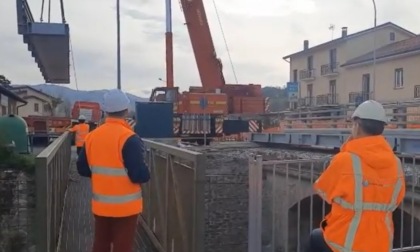 Riqualificazione SS461 a Spizzirò e Ponte Crenna di Bagnaria, ieri la posa dei due ponti provvisori