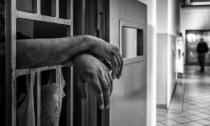 Evade dagli arresti domiciliari, incarcerato l'uomo che aveva nascosto l'omicida di Vigevano