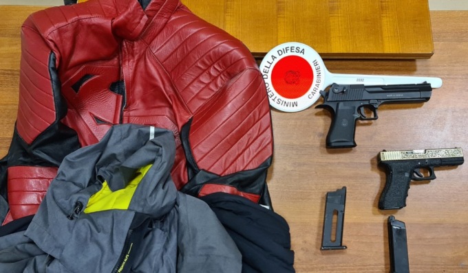 Violenza sessuale e rapina: 20enne arrestato a Voghera