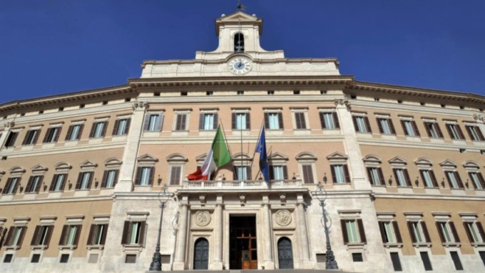 Pavia tra i Comuni Plastic Free, il suo virtuoso esempio a Montecitorio