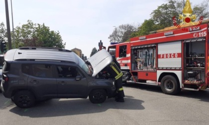 Incidente stradale tra due vetture a Vigevano: feriti i due conducenti