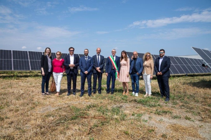 Inaugurato a Casei Gerola il nuovo “Parco Solare”: fornirà energia a 2.500 famiglie
