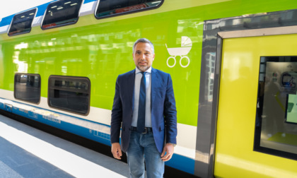 Presentato 111° nuovo treno regionale: "Entro l'estate nuovi convogli sulle tratte del Pavese"