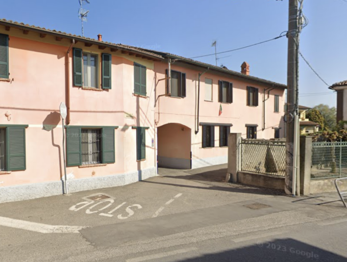 Giallo nel Pavese: 52enne trovata morta nel letto dal marito, disposta l’autopsia
