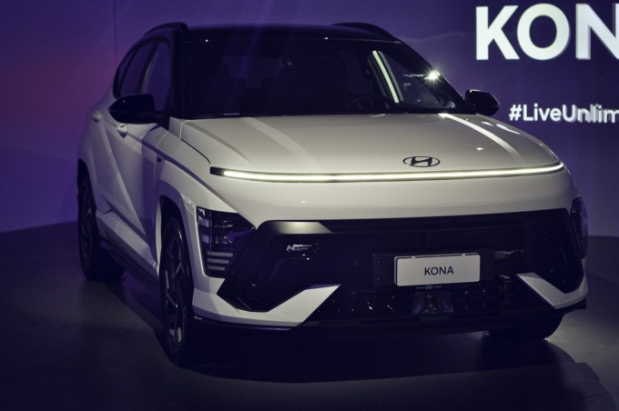 Hyundai KONA pronta a rivoluzionare i SUV compatti: da sabato 22 luglio nelle filiali Autotorino della provincia di Pavia