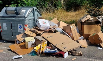 Abbandono incontrollato di rifiuti: a Voghera è lotta ai furbetti