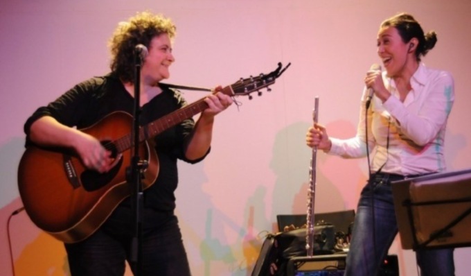 Sul palcoscenico del Broletto, “Viaggio in Brasile” con il duo PaRos